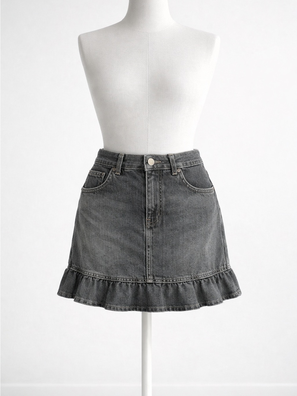 Vtg Y2K Marc Jacobs  Denim Mini Skirt Gray Black Ruffle Hem cotton Jean Skirt